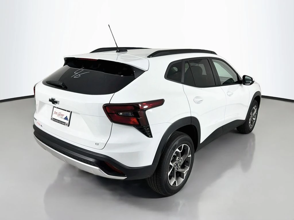 2026 Chevrolet Trax LT - Photo 7