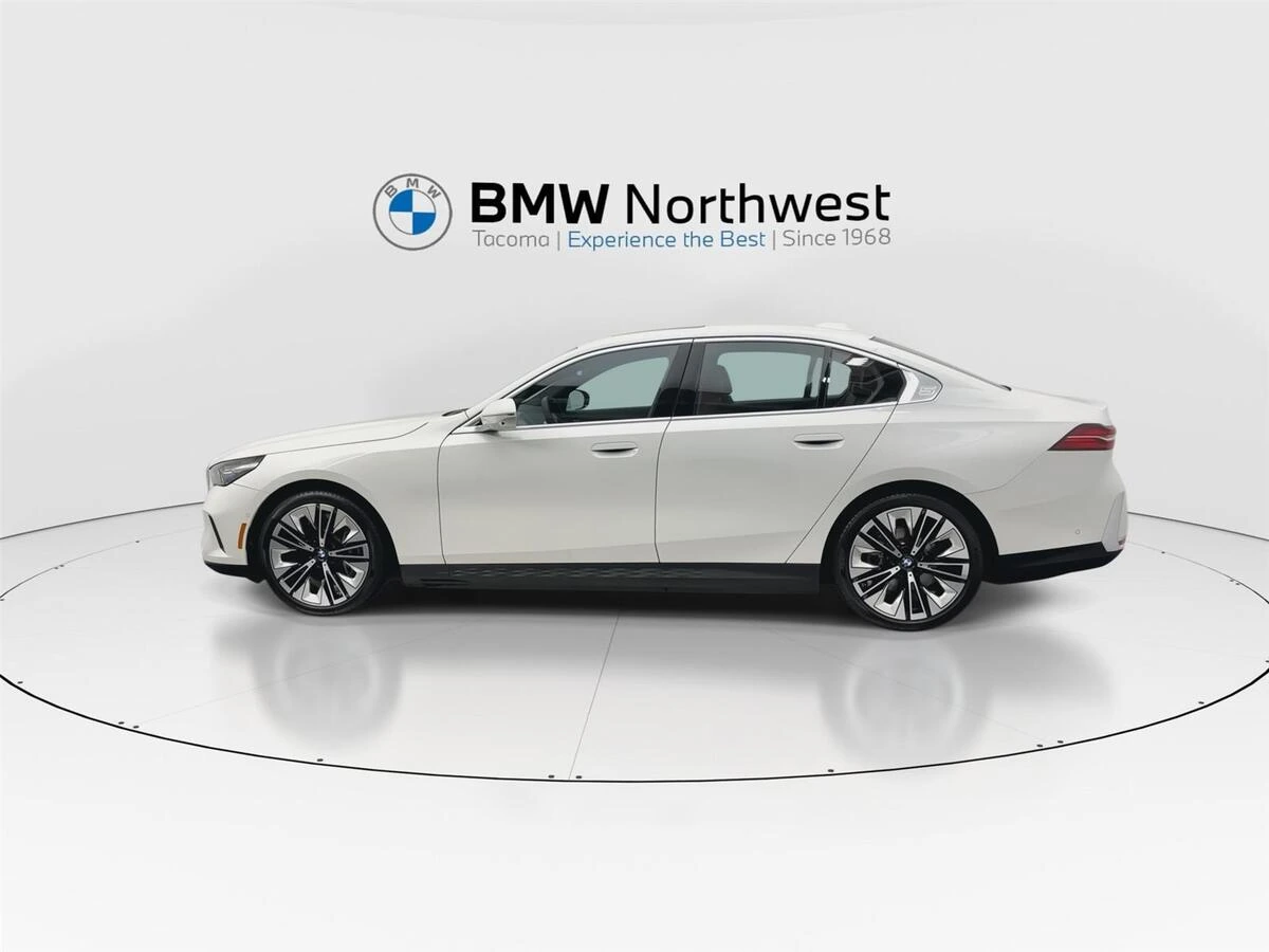 2026 BMW i5 40 - Photo 11