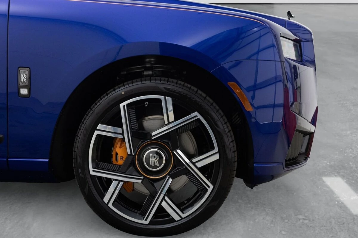 2027 Rolls-Royce Cullinan Black Badge - Photo 8