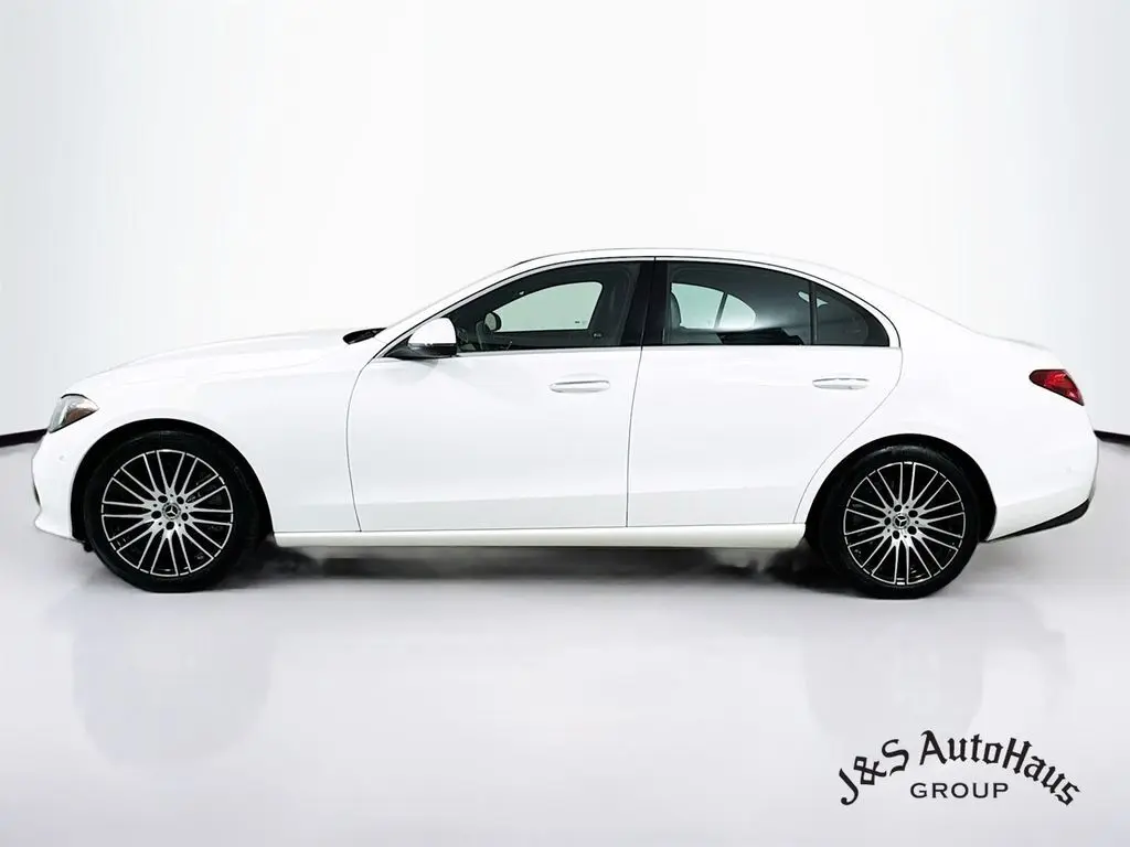 2022 Mercedes Benz C 300 photo 4