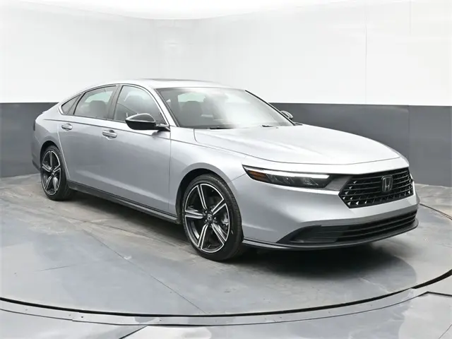 2023 Honda Accord Hybrid Sport photo 3