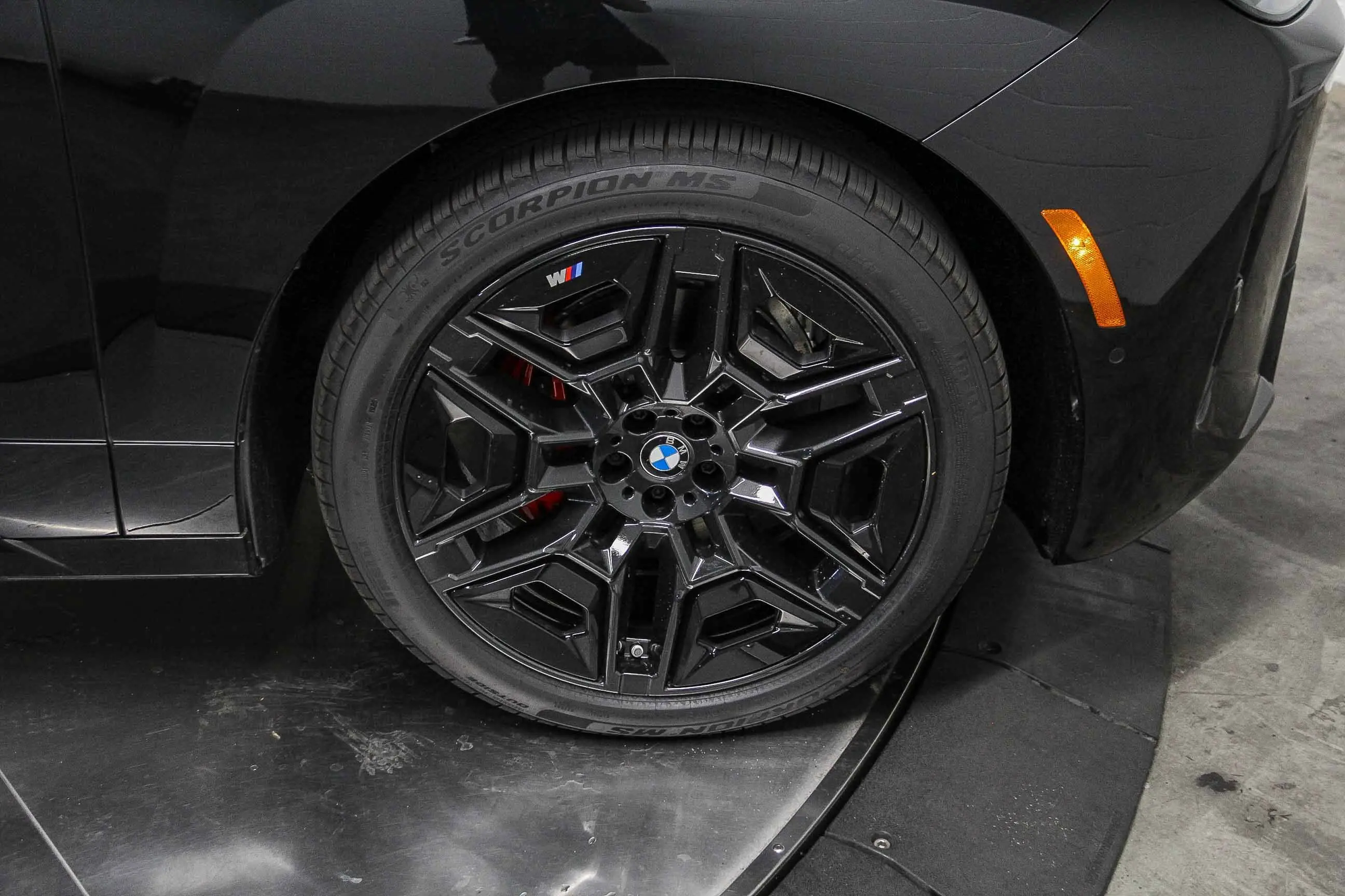 2026 Bmw iX photo 8