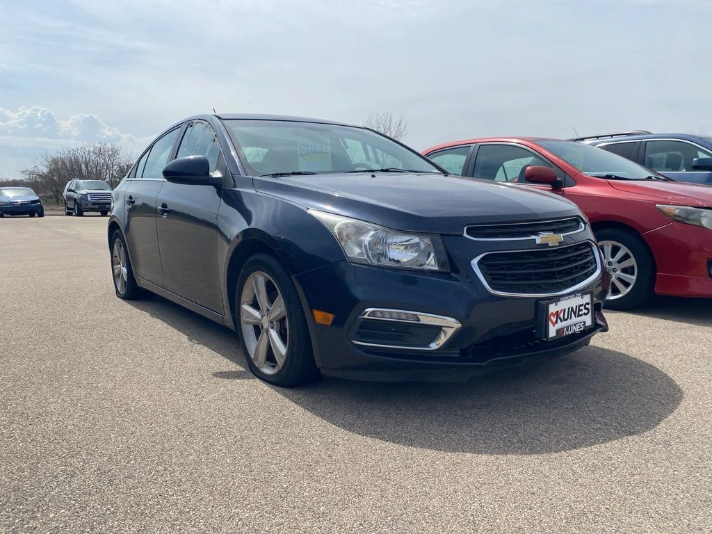 Used 2015 Chevrolet Cruze 2LT with VIN 1G1PE5SB7F7257905 for sale in Morrison, IL