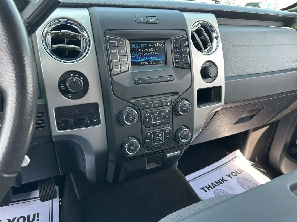 2014 Ford F-150 XLT photo 28