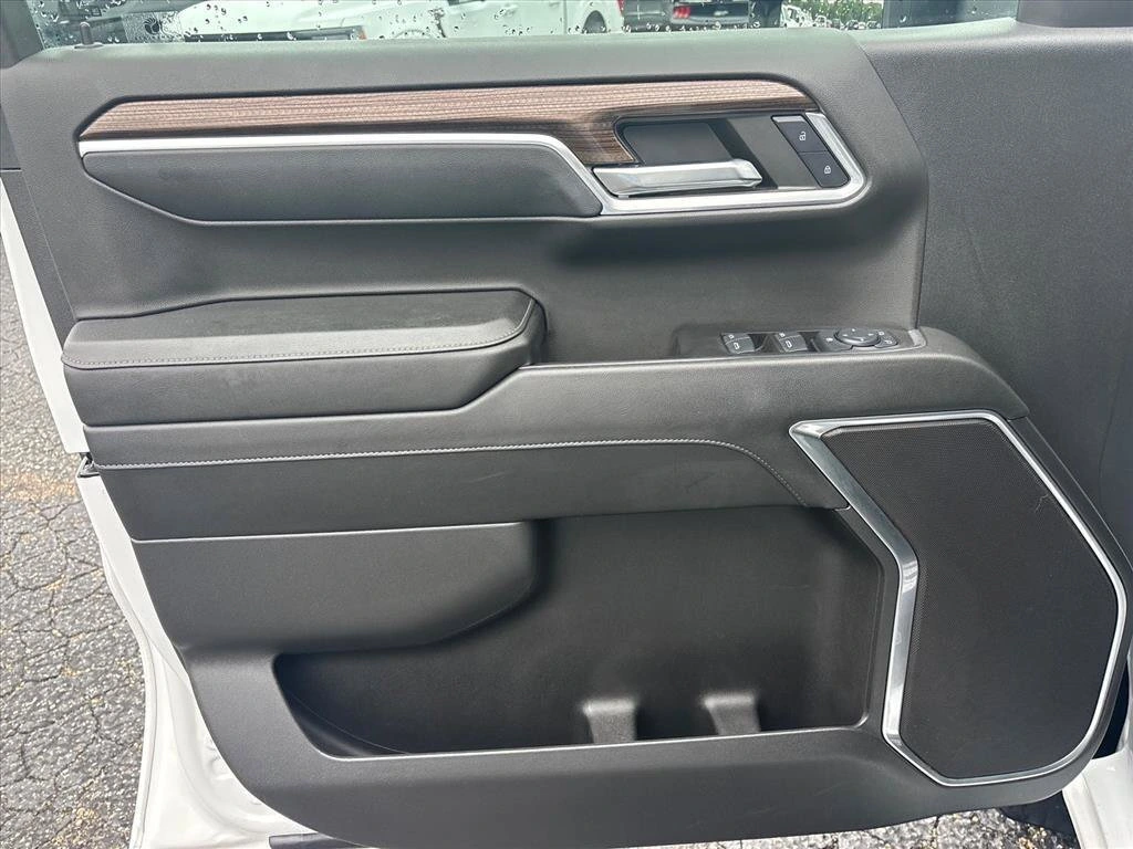 2024 Chevrolet Silverado 1500 RST - Photo 30