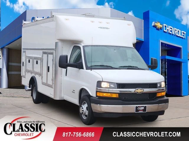 2025 Chevrolet Express 4500 159" WB's photo
