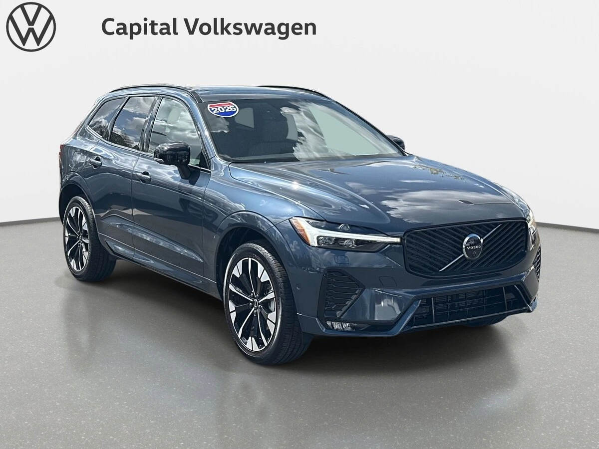 2026 Volvo - image 3