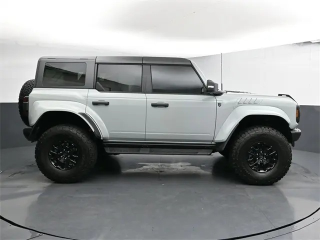 2024 Ford Bronco Raptor photo 9