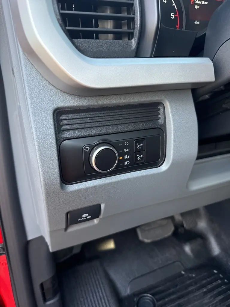 2026 Ford F-350 photo 11