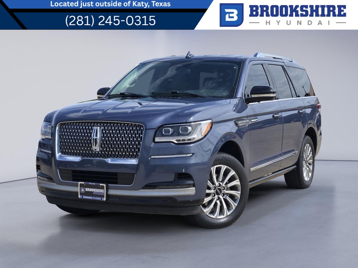 2023 Lincoln Navigator Standard