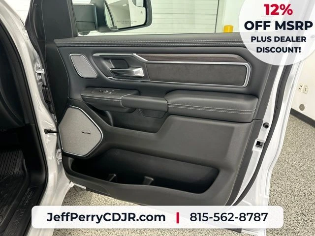 2026 RAM 1500 Laramie - Photo 10