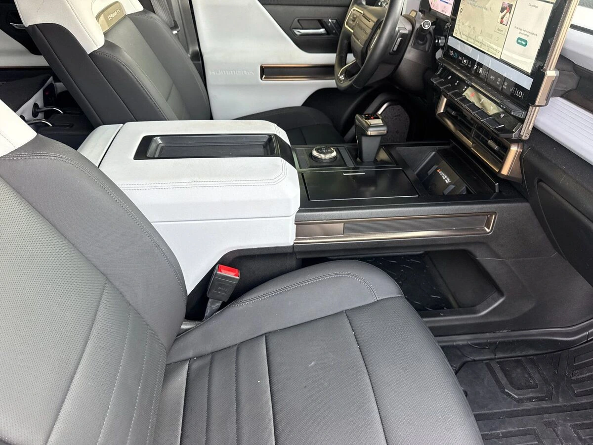 2024 GMC HUMMER EV 3X - Photo 16
