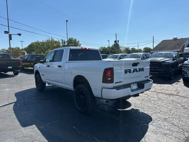 2025 Ram 2500 Big Horn photo 5