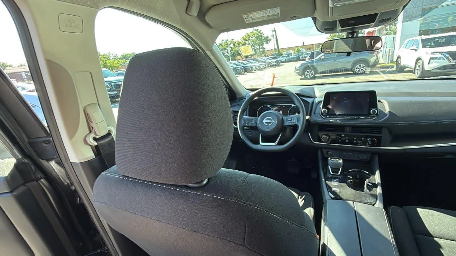 2024 Nissan Rogue S photo 18