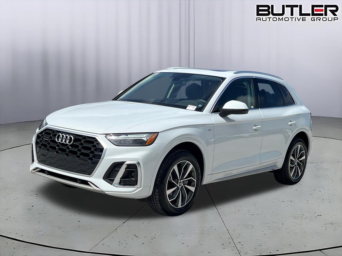 2022 Audi Q5 S line Premium
