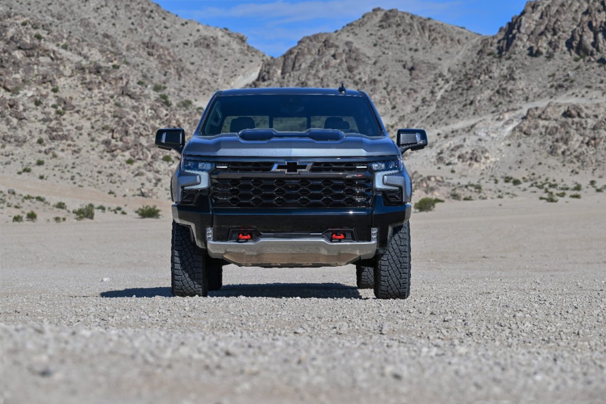 2024 Chevrolet Silverado ZR2 Exterior Front Fascia