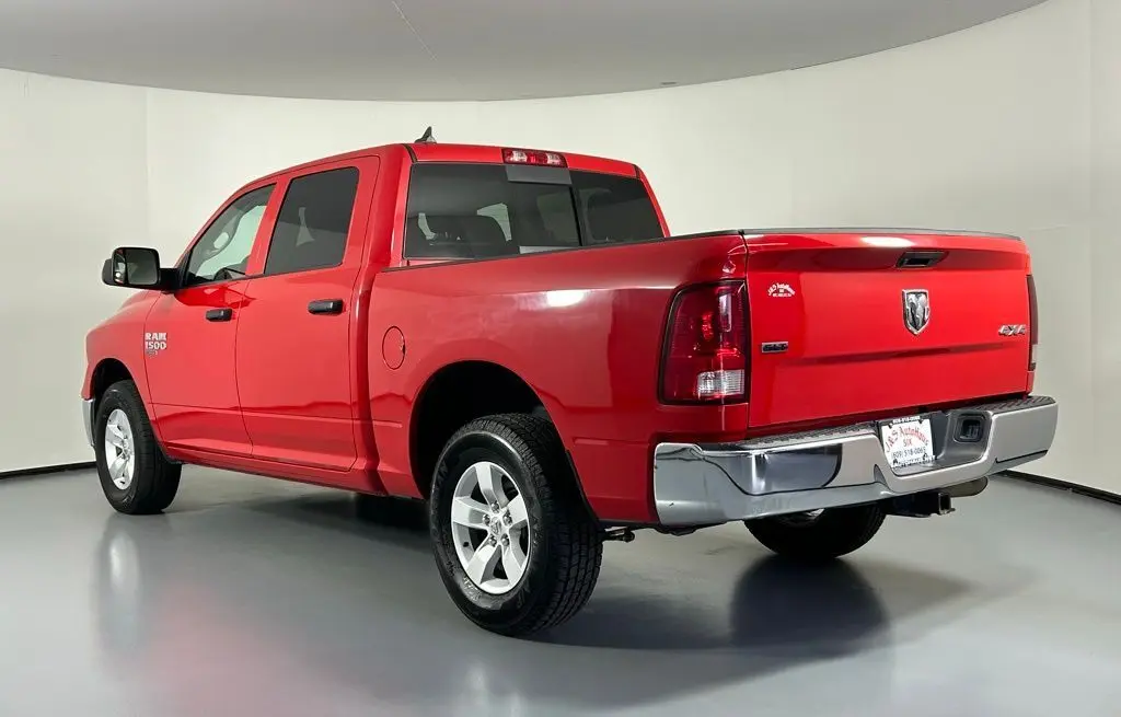2023 Ram 1500 Classic SLT photo 5