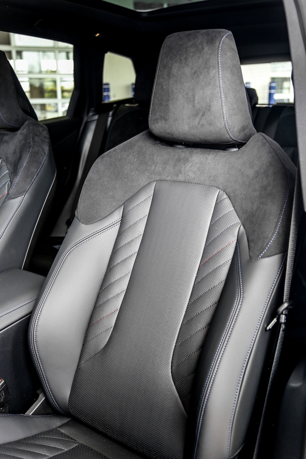 With the X3, everyone has room to relax. With an array of adjustable settings, standard front sport seats provide personal support and comfort. Up to three passengers can enjoy the comfort of the rear with extended legroom and and luxurious upholstery. 
