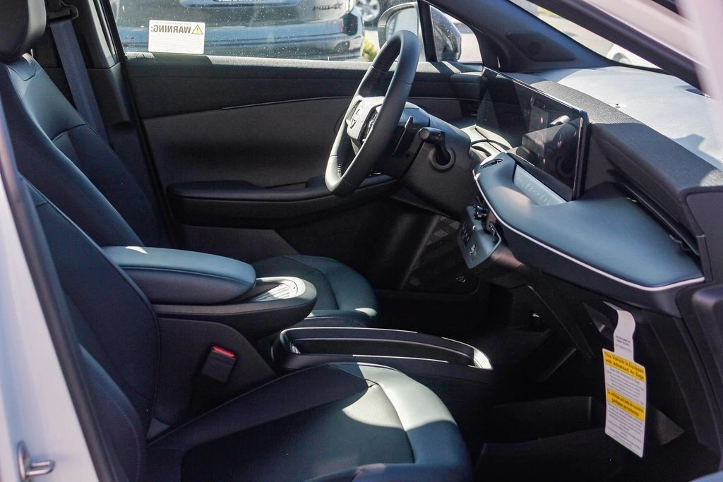 2026 Nissan LEAF SV+ - Photo 19