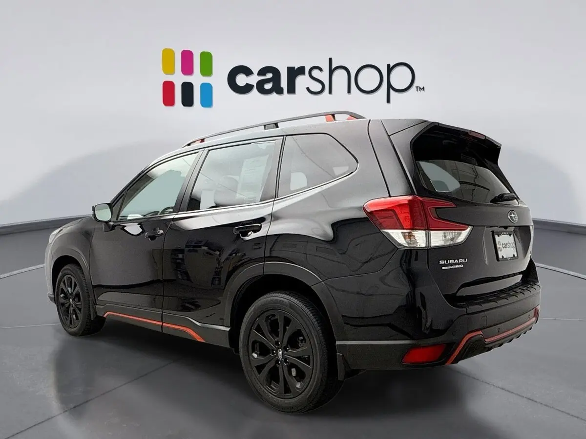 2023 Subaru Forester Sport photo 3