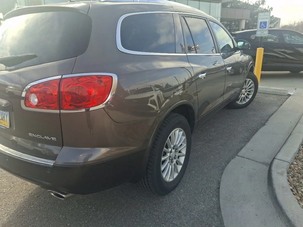Used 2012 Buick Enclave Leather with VIN 5GAKRCED8CJ378045 for sale in Merriam, KS