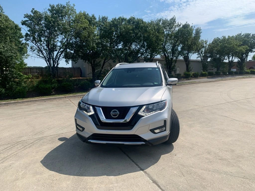 2018 Nissan Rogue SL FWD's photo