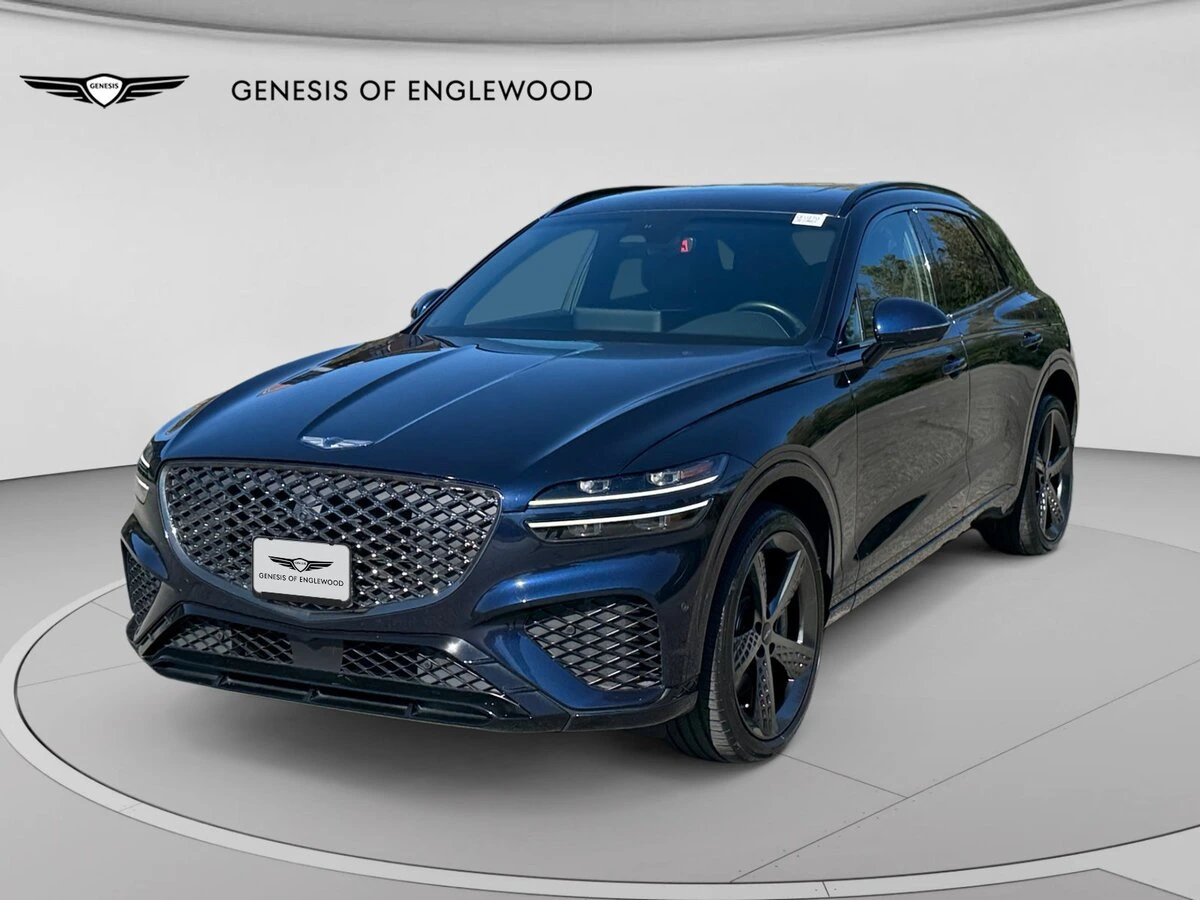 2023 GENESIS GV70 Standard