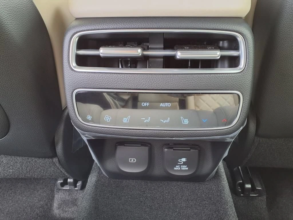 2026 GENESIS GV70 Sport Prestige - Photo 6