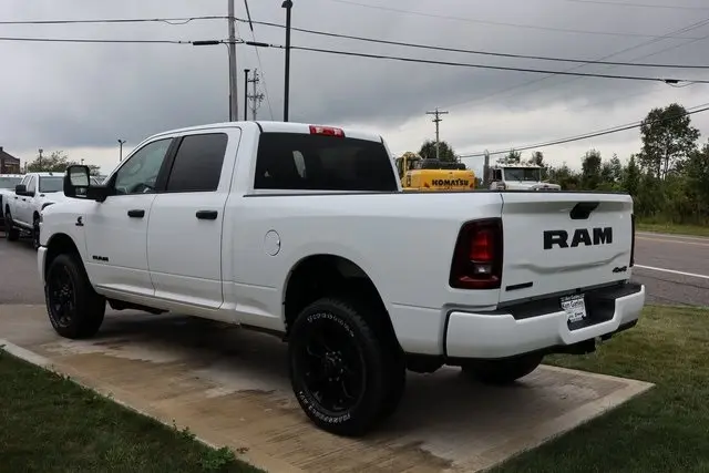 2025 Ram 2500 Big Horn photo 31