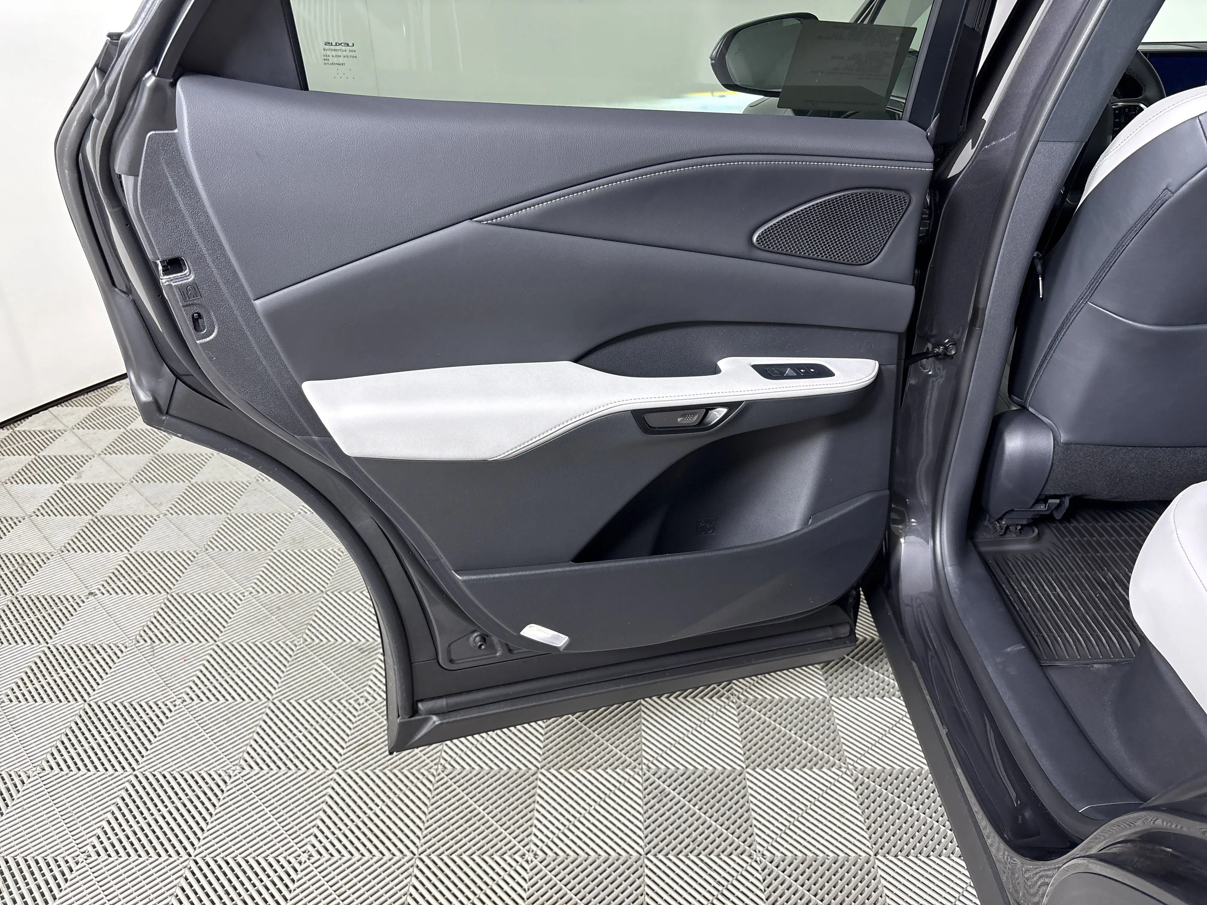 2025 Lexus RX 350 Premium AWD photo 11