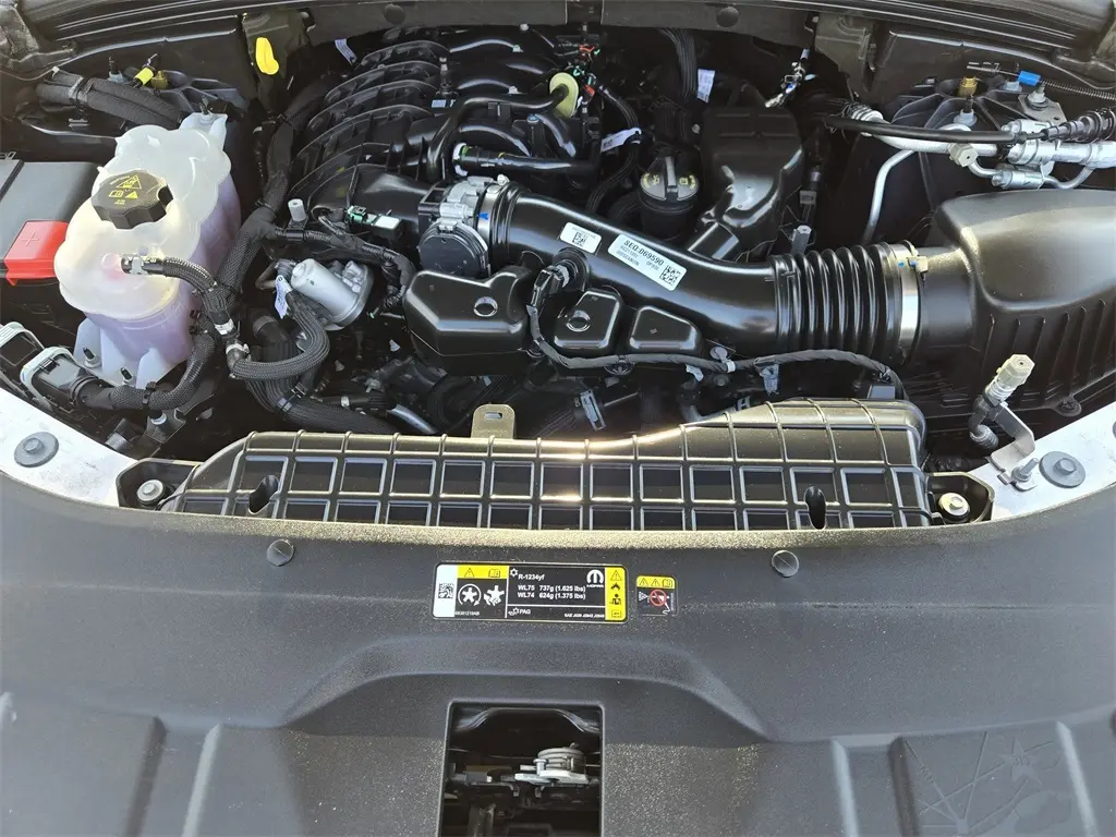 2024 Jeep Grand Cherokee Overland photo 27