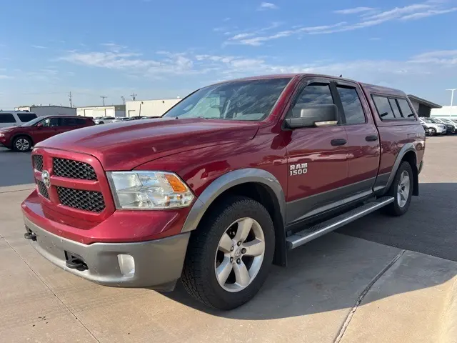 2013 Ram 1500 SLT photo 2