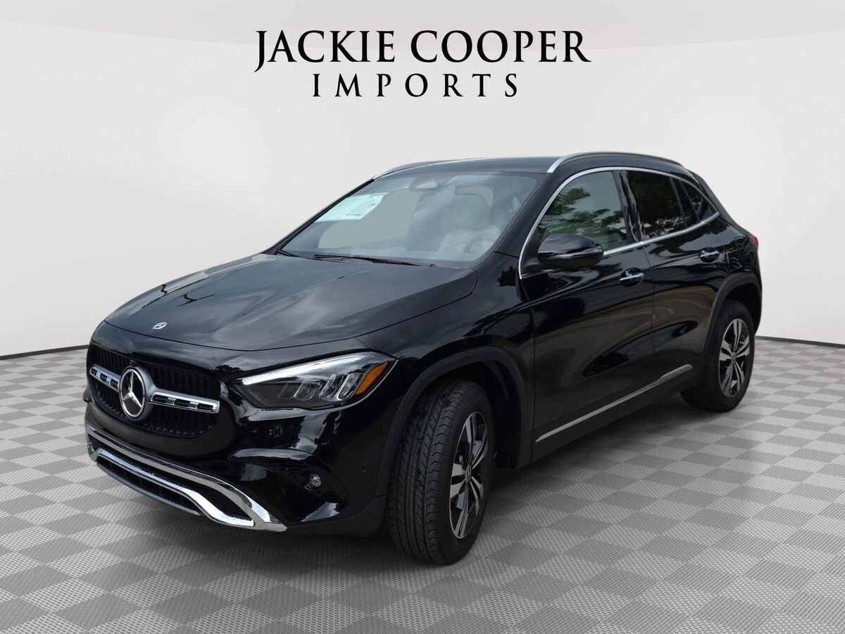2026 Mercedes-Benz GLA GLA 250's photo
