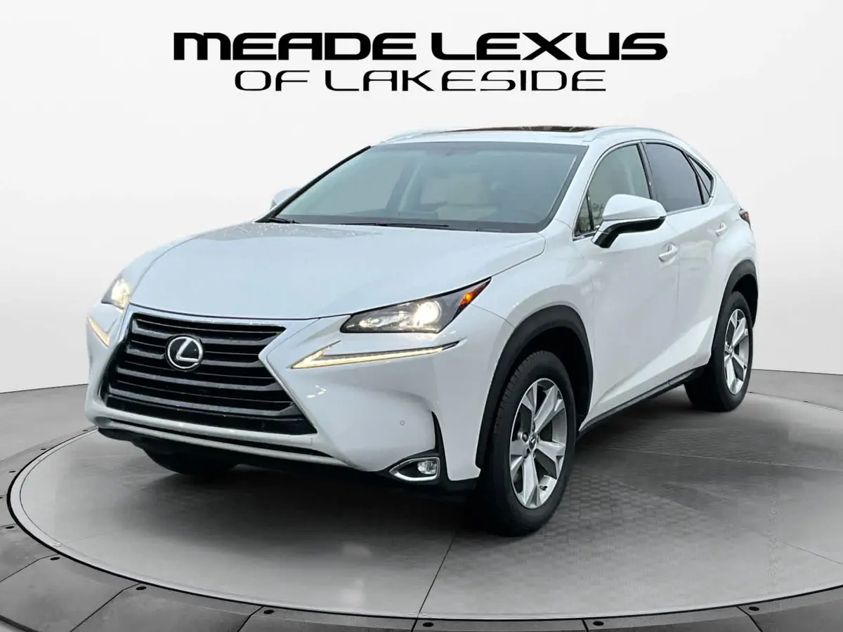 2017 Lexus NX 200t's photo