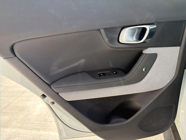 2023 Polestar 2 Base - Photo 18