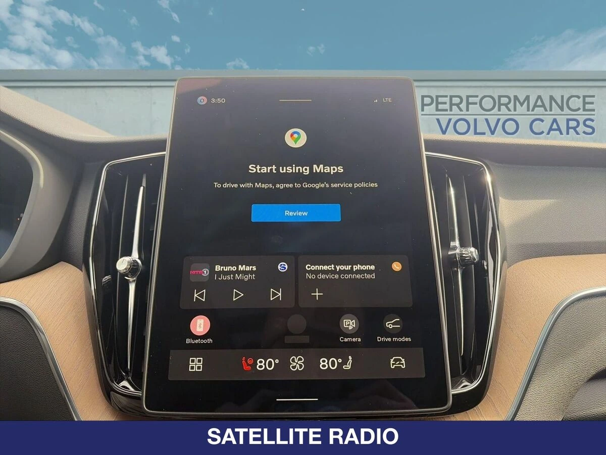 2026 Volvo - image 20