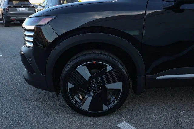 2025 Nissan Kicks SR - Photo 11