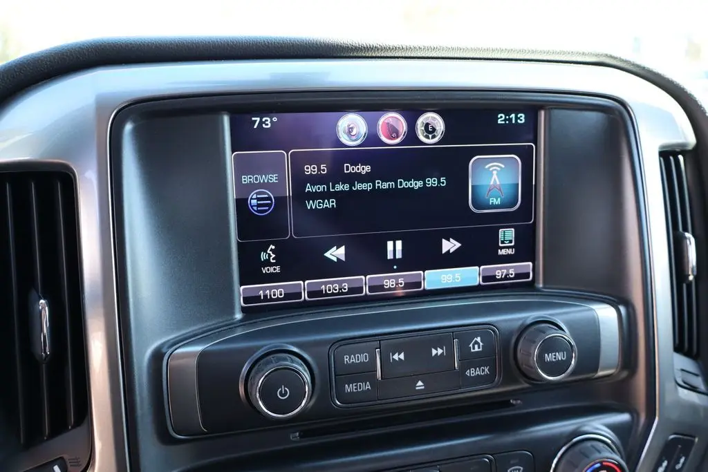 2015 Chevrolet Silverado LT photo 17