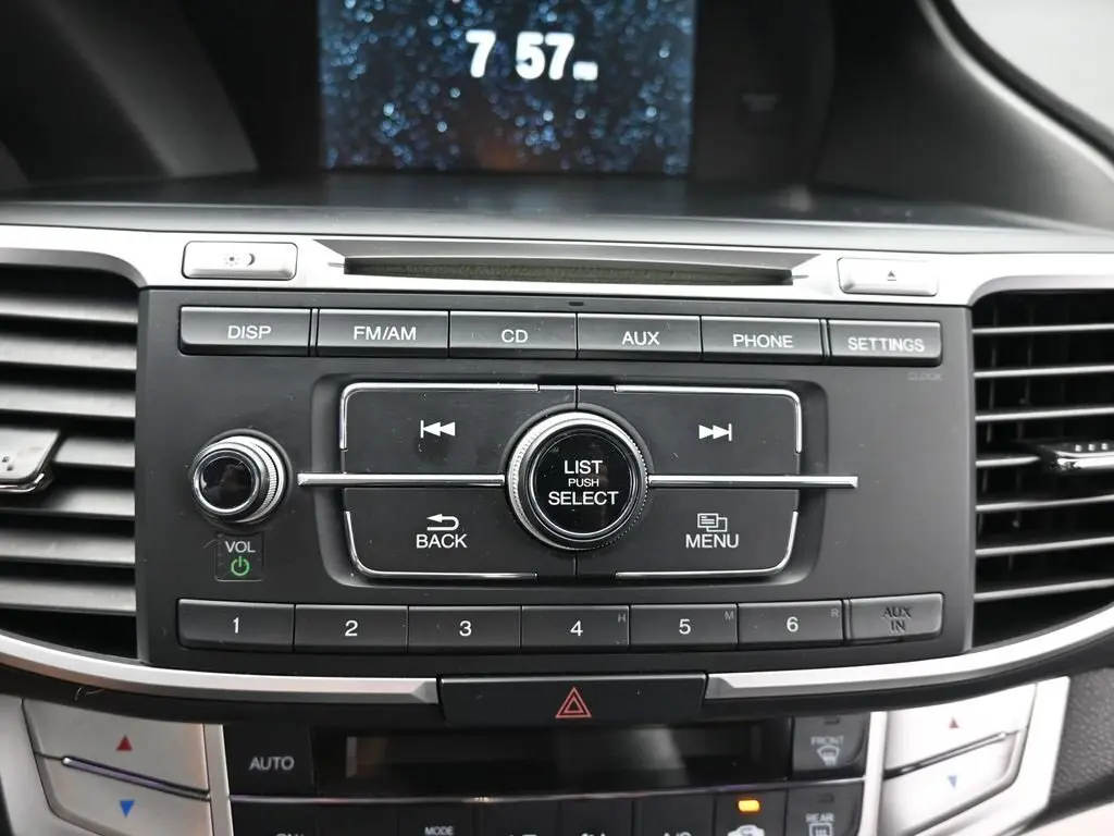 2015 Honda Accord LX photo 23