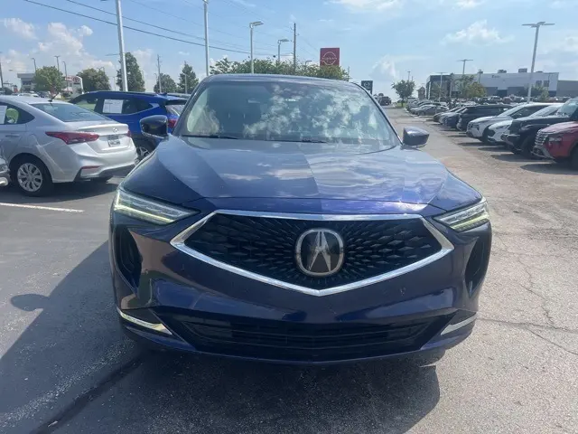 2022 Acura MDX Technology SH-AWD photo 2