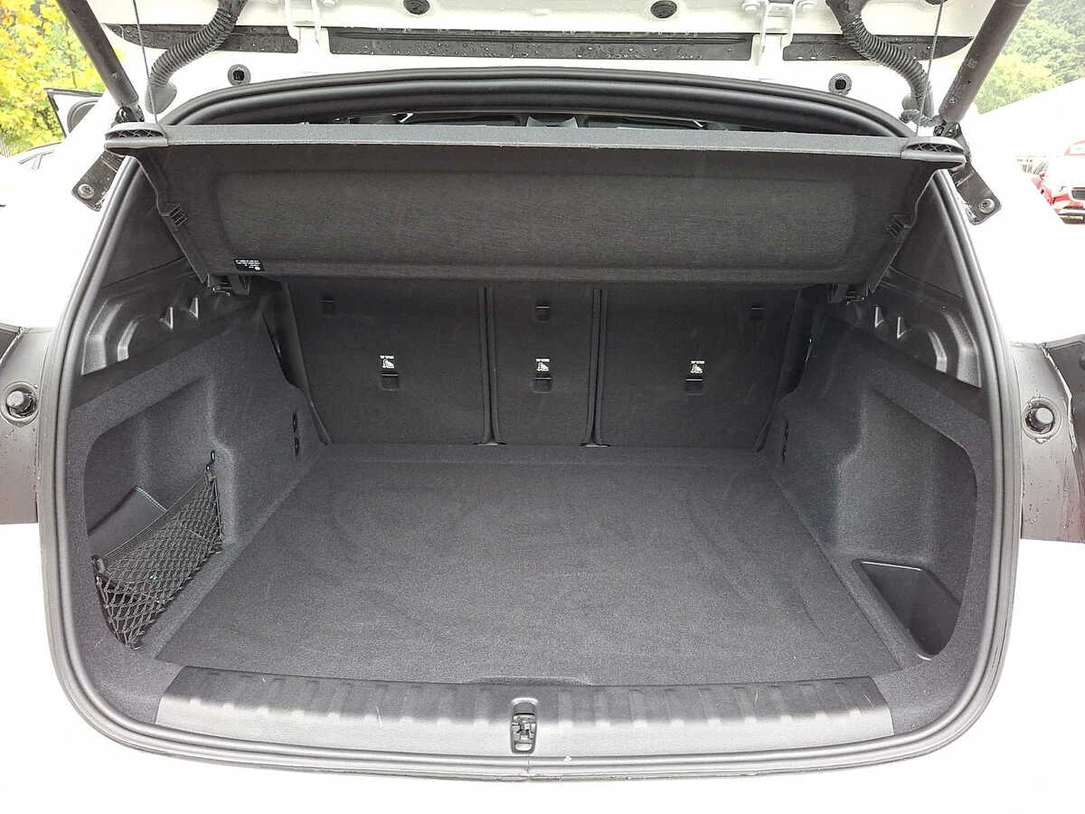 2025 BMW X1 28i - Photo 25