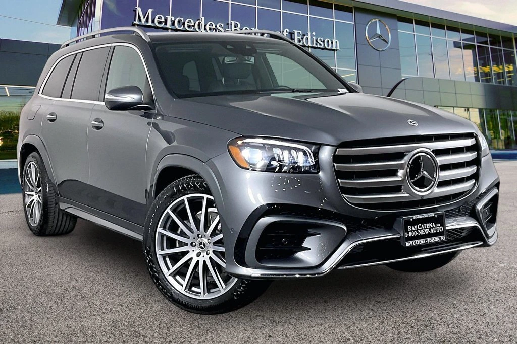 2025 Mercedes-Benz GLS Base