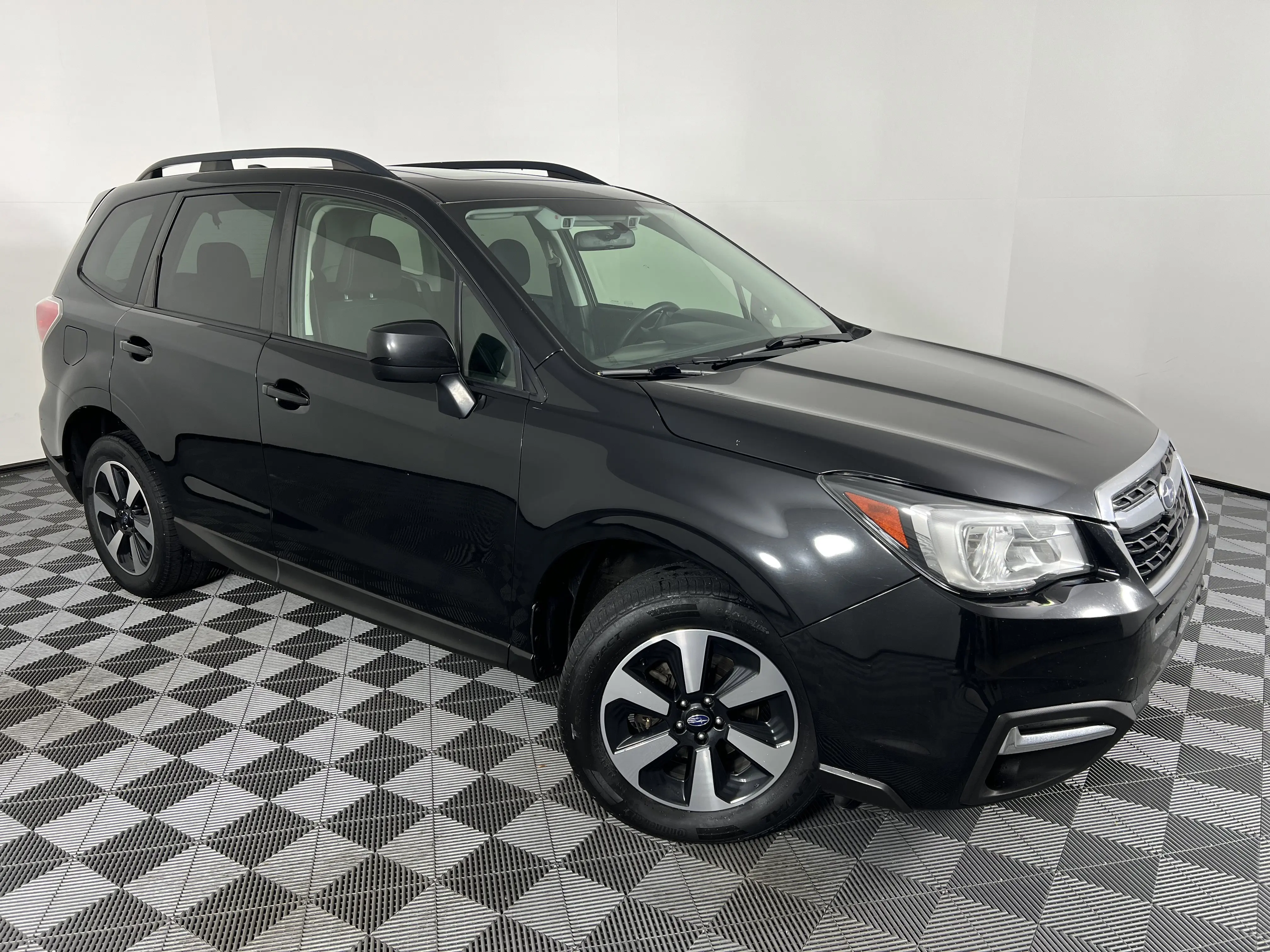 Used 2018 Subaru Forester Premium with VIN JF2SJAGC7JH583618 for sale in Farmington, UT