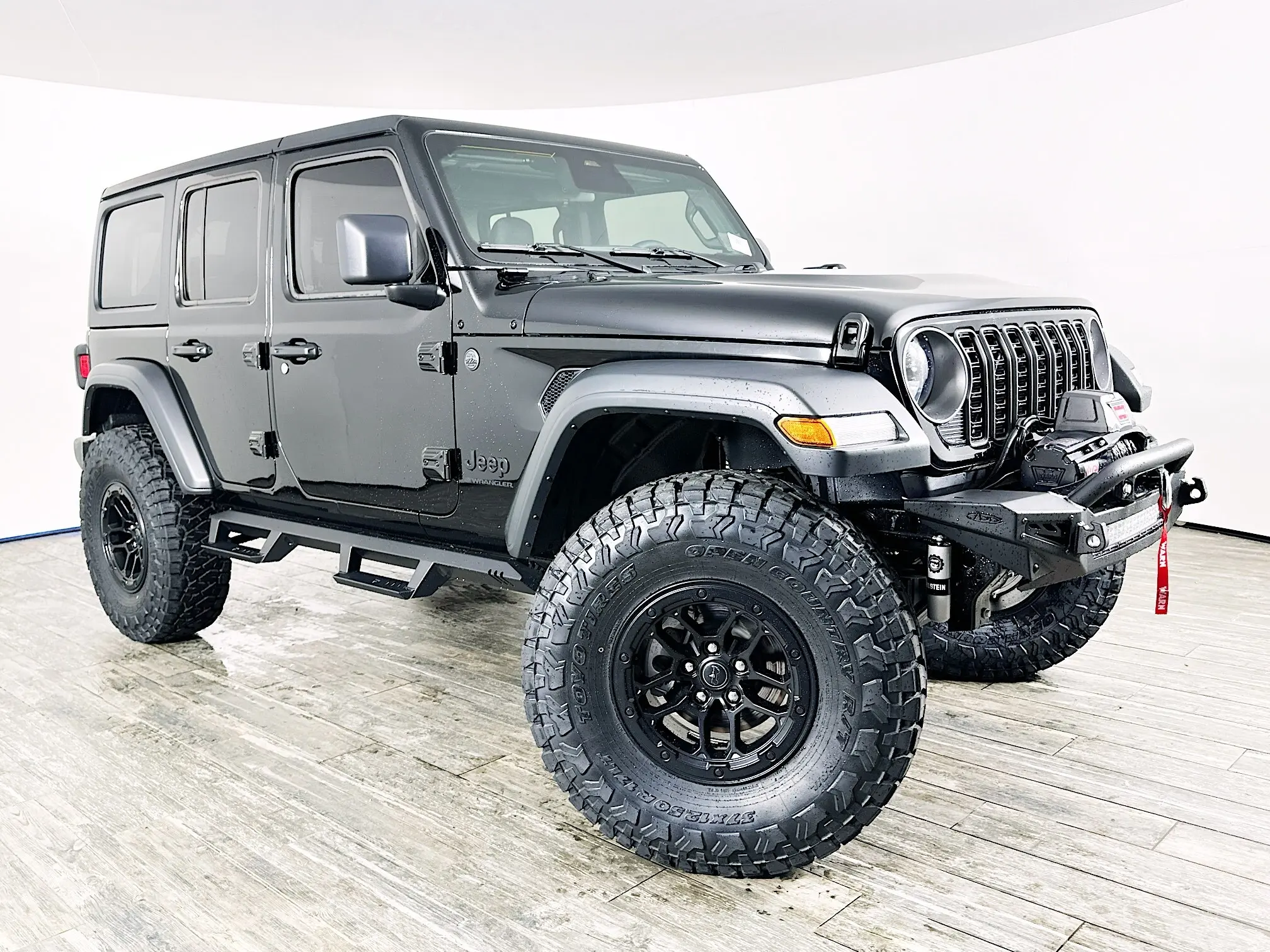 2025 Jeep Wrangler 4-Door Sport S's photo