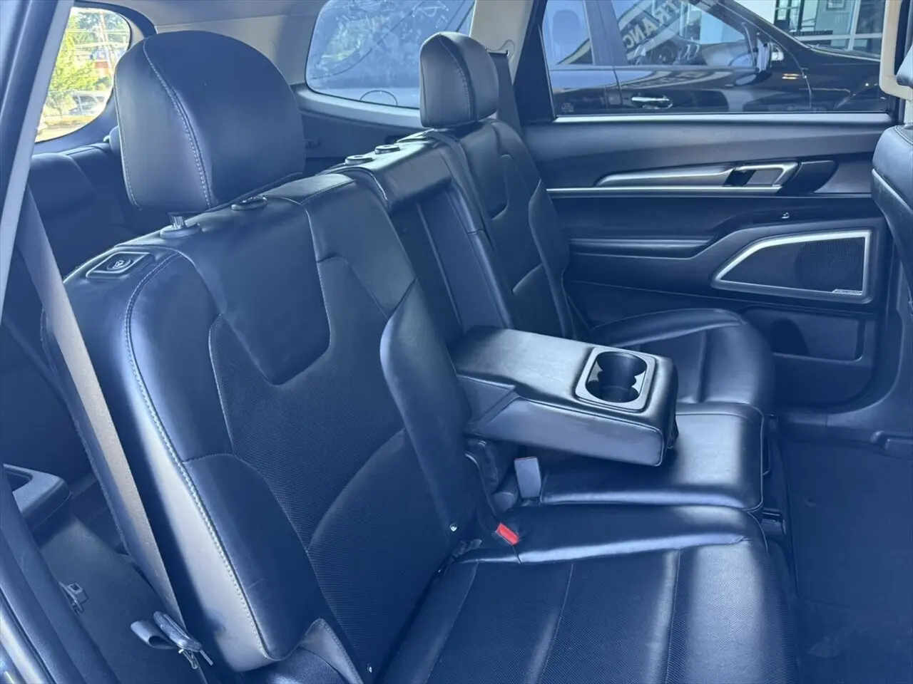 2022 Kia Telluride LX photo 23