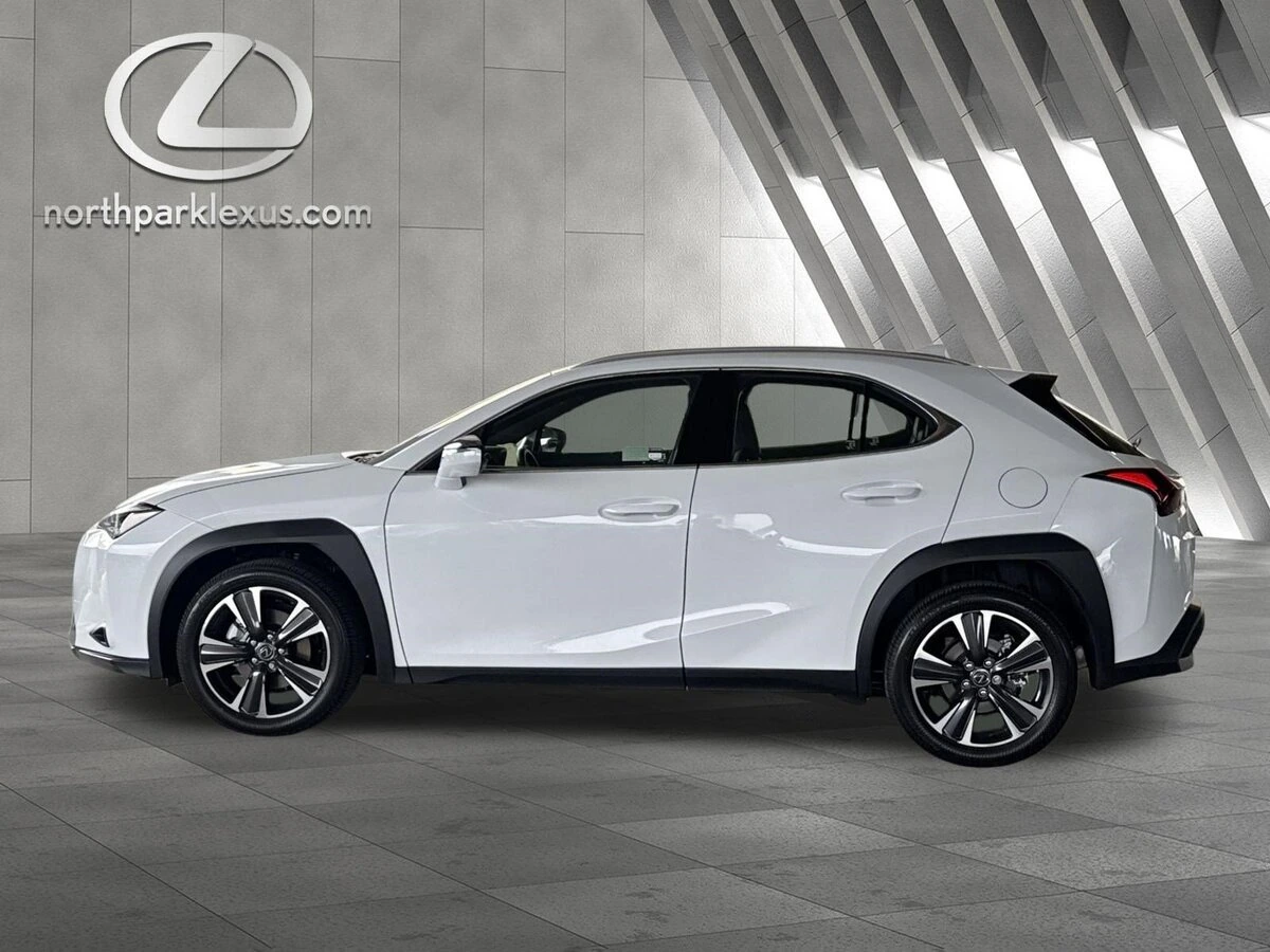 2026 Lexus UX 300h 300h's photo