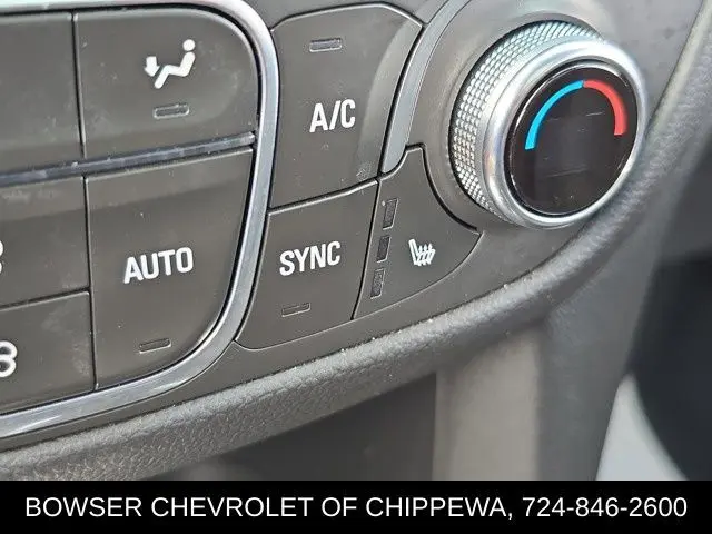 2022 Chevrolet Equinox LT photo 10