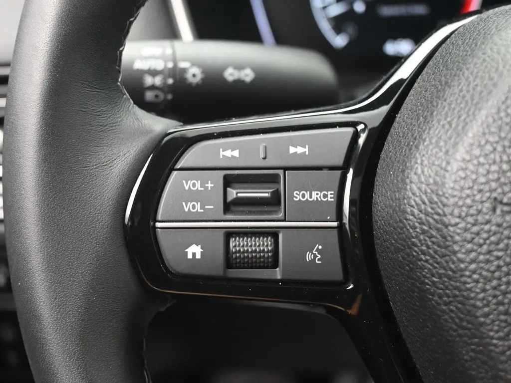 2024 Honda Civic EX-L Hatchback photo 11