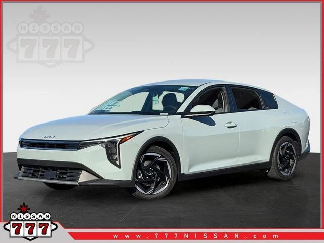 2025 Kia K4 EX AT's photo