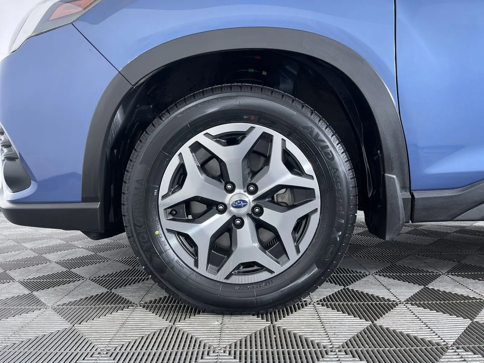 2023 Subaru Forester Premium Base photo 21